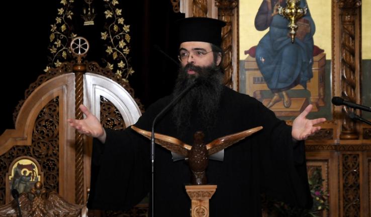 Ο π. Ανδρέας Κονάνος στην Αγ. Τριάδα Πετρ. (ΦΩΤΟ+ΒΙΝΤΕΟ)