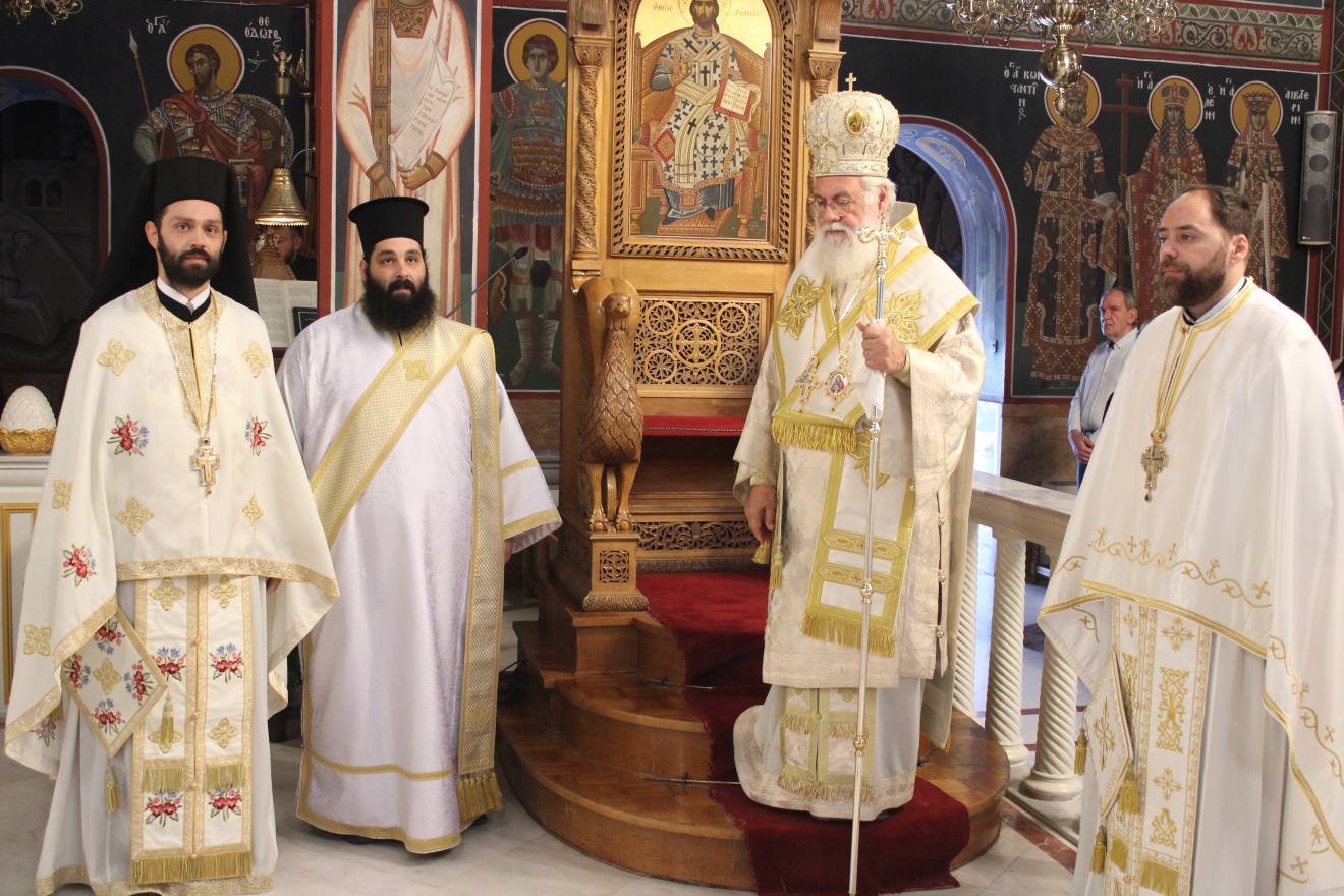 Θεία Λειτουργία στον Αγ. Δημήτριο Πετρ.