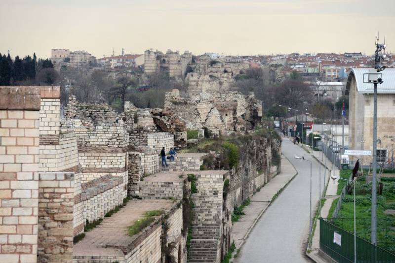 Βυζαντινά τείχη