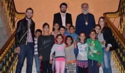 Επίσκεψη στη Βουλή των παιδιών του προγράμματος για την οικογένεια Ρομά