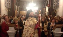 Η αναστάσιμη Θεία Λειτουργία στην Κοίμηση Θεοτόκου Αχαρνών